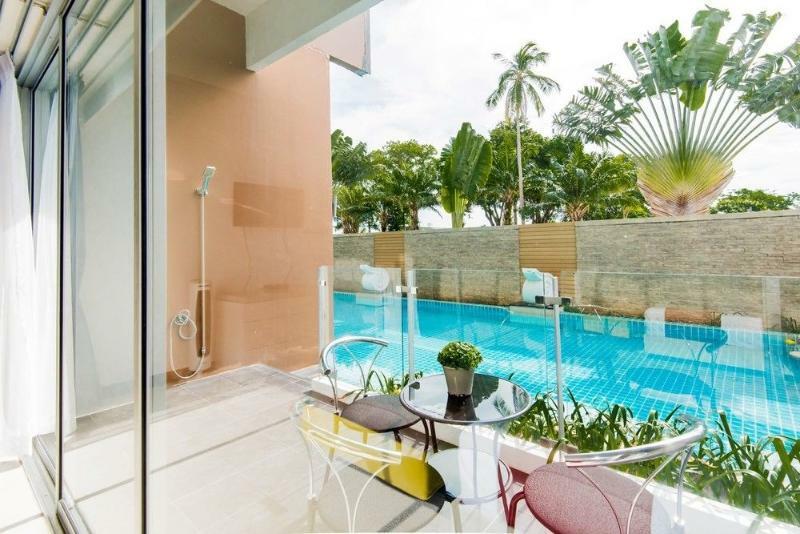 Chic Condo By Resava Karon Buitenkant foto